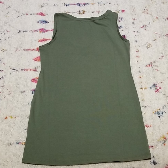 Thyme Maternity green tank top - Picture 4 of 4